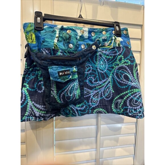 RARE Y2K Moshiki Mini Skirt Size Medium - Picture 1 of 4